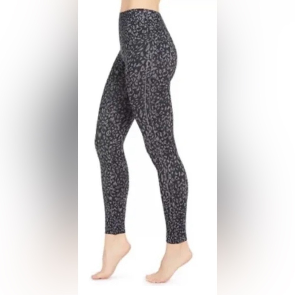 SPANX Gray Patterned Leggings size 1X